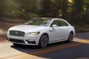 Lincoln Continental รุ่นใหม่เปิดตัวแล้วพร้อมยอดจองวันแรก 40,000 คัน