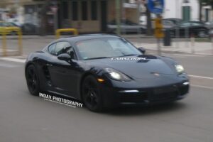 ช่างภาพมือดีถ่ายรูป Porsche 718 Camyan ขณะทำการทดสอบจริง