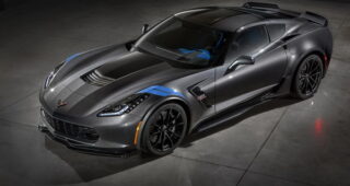 รถสปอร์ตแบบ C8 Corvette มาพร้อมกับชุดแต่งใหม่แบบสปอร์ต