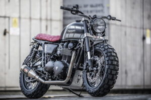 TRIUMPH Bonneville T100 Custom "มุมมองที่แตกต่าง"
