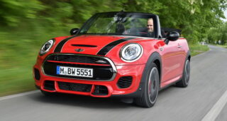 จิ๋วแจ๋วจ้า! MINI เปิดตัวภาพแบบ HD ของ "2017 Convertible JCW"