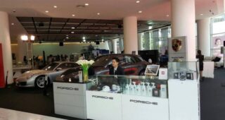 Porsche Thailand นำ 911 Carrera ใหม่ และ Porsche Macan ร่วมแสดงในงาน “DPS Luxury Property Showcase 2016”
