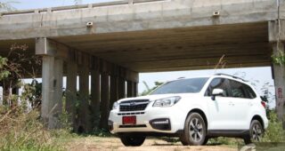 รีวิว 2016 Subaru Forester 2.0i เจ้าป่าแห่ง SUV เด่นที่ช่วงล่างขับ 4 ตามสไตล์ดาวลูกไก่ ราคาน่าโดนเพียงไม่ถึง 1.2 ล้านบาท