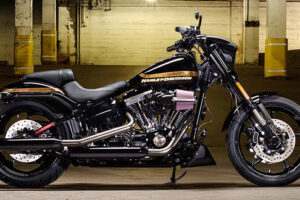 HARLEY-DAVIDSON CVO Street Breakout "Black Devil"