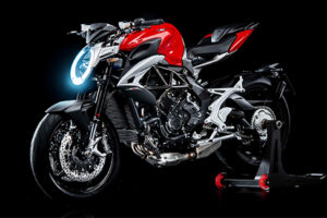 MV AGUSTA BRUTALE 800 สปาเก็ตตี้จี๊ดจ๊าด!!