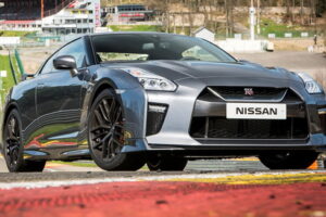 Nissan เปิดตัว GT-R พร้อมชุดแต่งแบบใหม่หลากหลายแบบ