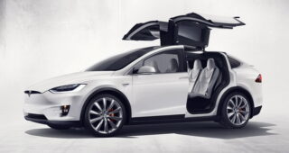 เอาอีกแล้ว! พบรถแบบ Tesla Model X ขับอัตโนมัติเกิดเหตุอีกรอบ