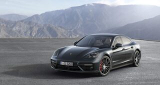 Porsche Panamera ใหม่ ยนตกรรมสปอร์ตซาลูนหรูรุ่นล่าสุดจากปอร์เช่