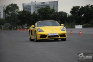 รีวิว Porsche 718 Boxster ใหม่ สัมผัสแรกสปอร์ตเปิดประทุนตัวล่าสุด ขับดีขึ้นแต่ราคาเป็นมิตรกว่าเดิม ก่อนเปิดตัวอย่างเป็นทางการใน Big Motor Sale 2016