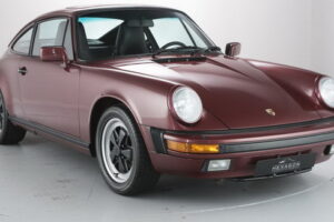 จัดประมูลรถแบบ “911 Carrera 3.2 Coupe” สุดคลาสสิก