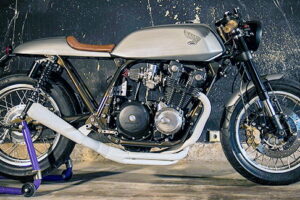 HONDA CB 900F Custom "หลายสิบปีผ่านมา ยังคงเก๋าแบบ CB"