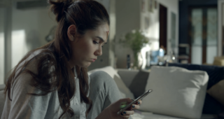 ภาพยนตร์สั้น Loopbreaker by Mercedes-Benz electric Driving "ถ้าชีวิตคือลูป..ถึงเวลาหนีให้หลุด"