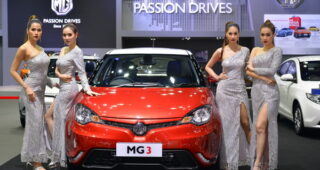 MG3 “รูบี้ เรด” สีใหม่เอาใจวัยมันที่งาน “BIG Motor Sales 2016”
