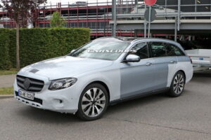 ยอมไม่ได้! Mercedes Benz ส่ง “E-Class All Terrain” ท้าชน Audi Allroads