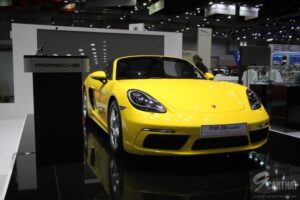 Porsche เผยโฉม 718 Boxster พร้อมข้อเสนอพิเศษ BIG Motor Sale 2016