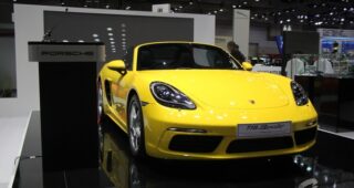 Porsche เผยโฉม 718 Boxster พร้อมข้อเสนอพิเศษ BIG Motor Sale 2016