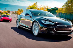 Tesla ยิ้มหลังส่วนแบ่งรถพลังงานไฟฟ้าถล่มทลาย
