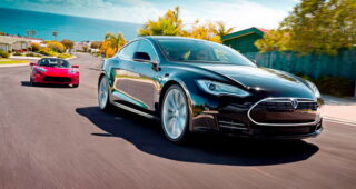 Tesla ยิ้มหลังส่วนแบ่งรถพลังงานไฟฟ้าถล่มทลาย