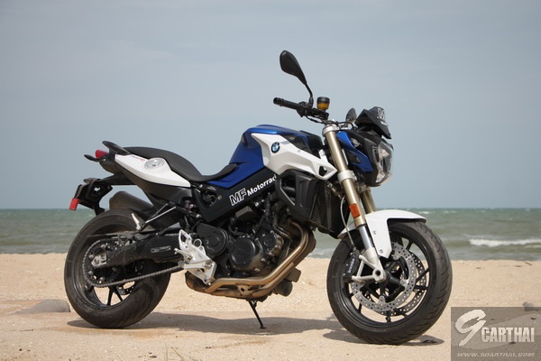 รีวิว BMW F800R Naked Touring 2 สูบ บุคลิก 4 สูบ นุ่ม สุขุม ขี่สบาย จากบาวาเรีย