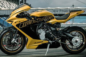 MV AGUSTA F3 800 AMG GT "เจนเนอเรชั่น ที่คุณต้องสัมผัส"