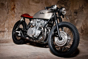 SUZUKI GS 550 Custom "ทุกอณูคือความคลาสสิค"