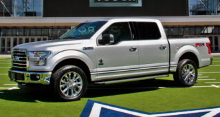 Ford เปิดตัวรถรุ่นพิเศษแบบ "F-150 Dallas Cowboys" พร้อมส่งมอบแล้ว