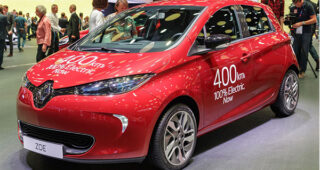 Renault โชว์ตัวรถพลังงานไฟฟ้าแบบใหม่ “Zoe Model” พร้อมท้าชนทุกแบรนด์