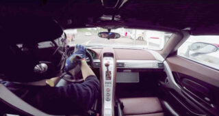 เปิดตัวการทดสอบอย่าง Porsche Carrera GT ในสนามอย่าง Nurburgring