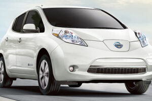 Nissan เตรียมเลิกผลิตรถแบบ "Leaf" รุ่นเก่าแล้วหลังพัฒนาแบบใหม่ต่อเนื่อง