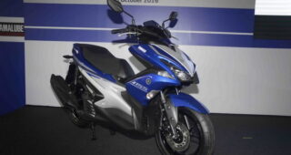 Yamaha ดึง Rossi แชมป์โลกร่วมเปิดตัว Yamaha Aerox 155 ออโตเมติกสายพันธุ์สปอร์ตรุ่นใหม่ครั้งแรกของโลกที่สนามเซปัง