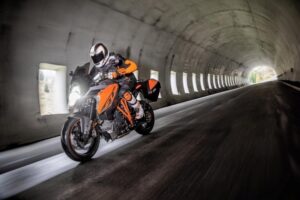 สาวกค่ายส้มเตรียมพบ KTM Super Duke GT และ หลากโมเดล KTM ในงาน Motor Expo 2016