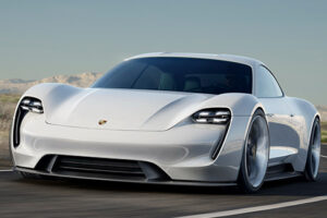 Porsche ยืนยันพร้อมเปิดตัวรถสปอร์ตแบบพลังงานไฟฟ้า
