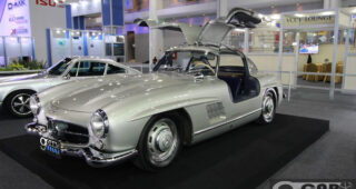 Mercedes-Benz 300SL Gullwing รถรุ่นหลังสงคราม รหัสรุ่น W198