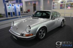 Porsche 911T Coupe รถคลาสสิคร่วมสมัย