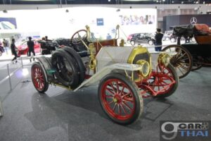 Overland Model 40 Roadster รถรุ่นผ่านศึก