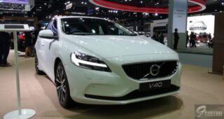 Volvo เปิดตัว S90 ซีดานสุดหรูและ V40 T4 Facelift พรีเมี่ยมสปอร์ต เครื่องยนต์ใหม่ ในงาน Motor Expo 2016