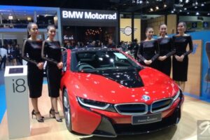 BMW เผยโฉมนวัตกรรมยานยนต์ล่าสุด M4 GTS, i8 Protonic Red Edition และกลุ่ม Plug-in Hybrid
