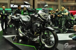 Kawasaki Versys-X 300 และ W800 พร้อมรถทุกโมเดลปี 2017 เอาใจ Biker ทุกสายงาน Motor Expo 2016