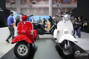 เปิด Vespa PX125 และ LXV150 Safari เริ่ม 1.2 แสน ใน Motor Expo 2016