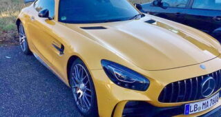 เปิดตัวชุดแต่ง “Mercedes-AMG GT-R” สุดสปอร์ต