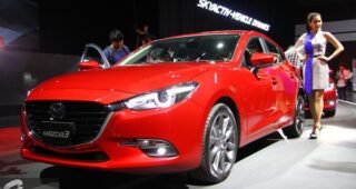 ชมภาพ 2017 Mazda3 ใหม่ พร้อมรายละเอียดเพิ่ม 4 รุ่น 8 แสนกลาง - ล้านต้น