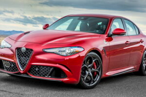 Alfa Romeo Giulia เปิดตัวแบบสปอร์ตกำลัง 280 แรงม้า !!