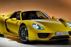 วุ่นเลย! รถแบบ Porsche 918 Spyder ถูกเรียกคืนกว่า 300 คันจากระบบช่วงล่าง