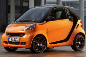 เผยรถแบบ Smart ForTwo ถูกเรียกคืนถึง 2 รุ่นใหญ่