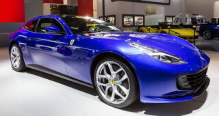 Ferrari เปิดตัวรถสปอร์ตแบบ “GTC4Lusso T” ในประเทศจีนแล้ว