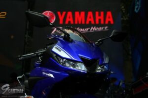 เผยโฉม 2017 YAMAHA YZF-R15 ครั้งแรกในไทย ดึง Vinales ร่วมโชว์ตัว พร้อมพาชมเต็มๆรอบคัน