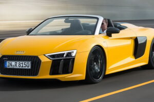 Audi จัดให้เปิดตัวรถแบบ "R8 Spyder" สุดโหดแบบสปอร์ต