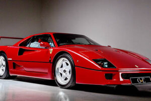 เปิดขายรถสปอร์ตมือสองของ Ferrari F40 ของ Eric Clapton แล้ว