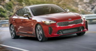 Kia Stinger เปิดตัวออกมาแล้วท้าชน Tesla Model3
