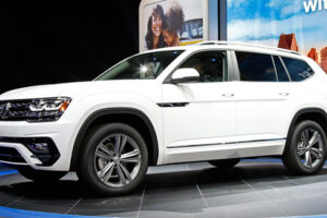 เปิดตัว Volkswagen Atlas ขนาดใหญ่ในงานที่ Detroit Auto Show